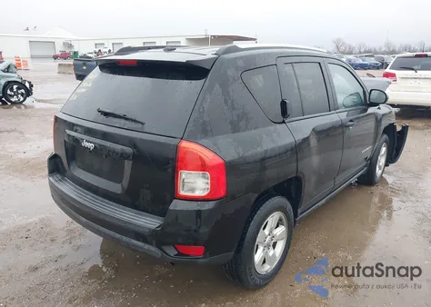 2013 Jeep Compass Sport z USA, uszkodzony, nr VIN 1C4NJCBA1DD102657